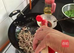 胡芹炒肉丝的做法图解12