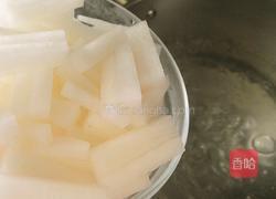白萝卜豆腐干汤的做法图解4