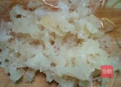 椰果银耳羹的做法图解3