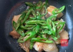 青椒炒鱼块的做法图解9