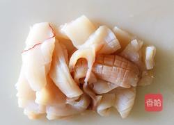 芒果鲜虾炒鱿鱼的做法图解2
