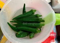 家常凉拌秋葵的做法图解4