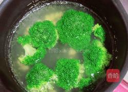 西兰花玉米芝士饭团的做法图解4