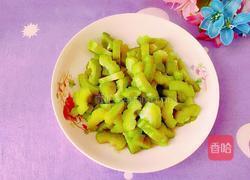 苦瓜炒鸡蛋的做法图解5