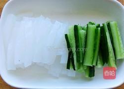 凉粉拌黄瓜的做法图解2