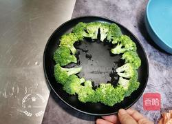 西兰花蒸虾仁的做法图解2