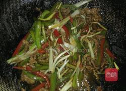 耗油青椒牛肉丝的做法图解7