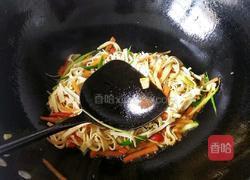 胡萝卜炒豆皮的做法图解6