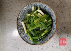 花甲肉炒鸡蛋的做法图解2