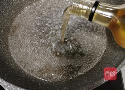 花甲肉炒鸡蛋的做法图解3