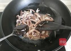 洋葱炒鱿鱼须的做法图解8