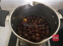 鲜虾烧板栗的做法图解4