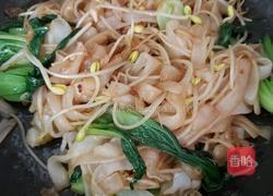 鸡蛋炒河粉的做法图解5