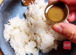 裙带菜寿司（养颜清肠）的做法图解3