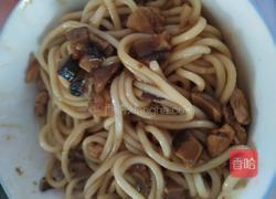 香菇炸酱面的做法图解7