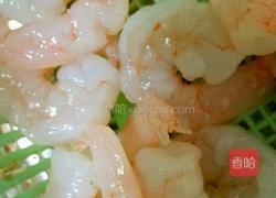 完全没有腥味鲜甜好吃的玉米胡萝卜虾仁的做法图解6