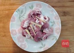 口蘑枸杞瘦肉汤的做法图解4