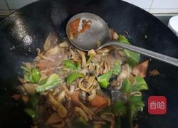鸡丝炒杂蔬鲜蘑的做法图解6