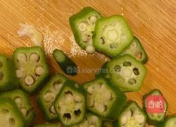 番茄鸡肉秋葵厚蛋烧的做法图解3