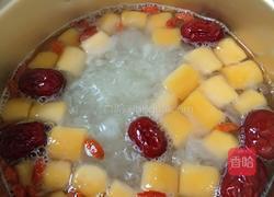 芋圆红枣银耳羹的做法图解5
