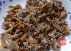 洋葱炒鸡肠的做法图解1