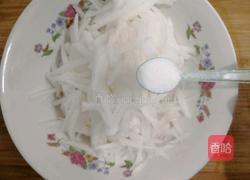 爆炒萝卜丝的做法图解3