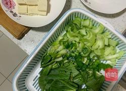 白菜炒豆腐的做法图解2