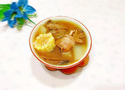 大脚菌玉米鸡汤