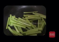 西芹炒牛肉的做法图解4