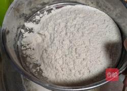 低糖少油蜂蜜牛奶蛋糕的做法图解3