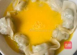 荠菜馄饨抱蛋便当的做法图解7