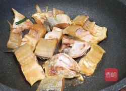 锅焗鲈鱼的做法图解5