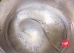 家庭自制炼奶的做法图解3