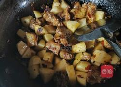 腊鸡炖土豆的做法图解7