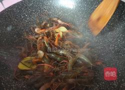 炒毛脚河虾的做法图解4