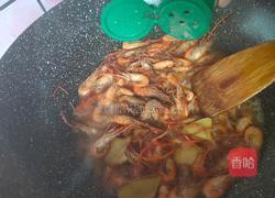 炒毛脚河虾的做法图解6