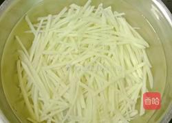 酸辣土豆丝便当的做法图解1
