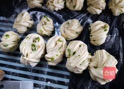 油酥孜然花卷味的做法图解3