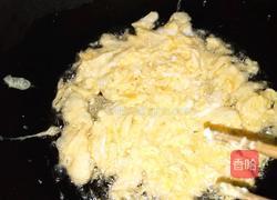 甘蓝蛋炒饭的做法图解3