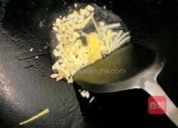西兰花炒肉的做法图解5