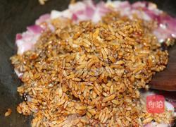 酱油炒饭的做法图解4