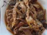 平菇炒肉