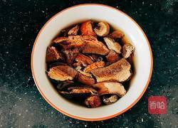 大脚菌豆芽牛腱汤的做法图解3