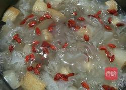 银耳莲子羹的做法图解17