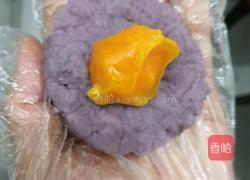 彩虹芋泥蛋黄酥的做法图解12