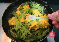 莴笋炒鸡蛋的做法图解18