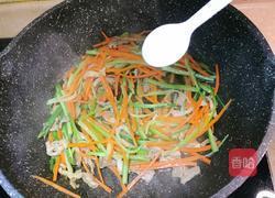 芦笋胡萝卜炒肉丝的做法图解11