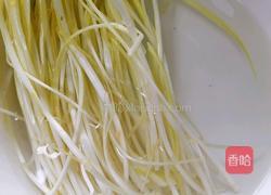 韭黄炒肉丝的做法图解4