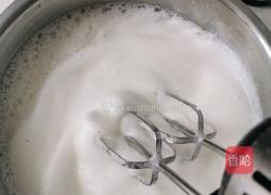 戚风蛋糕(6寸和8寸）的做法图解6