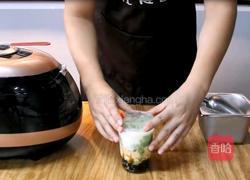 抹茶脏脏鲜牛乳的做法图解5
